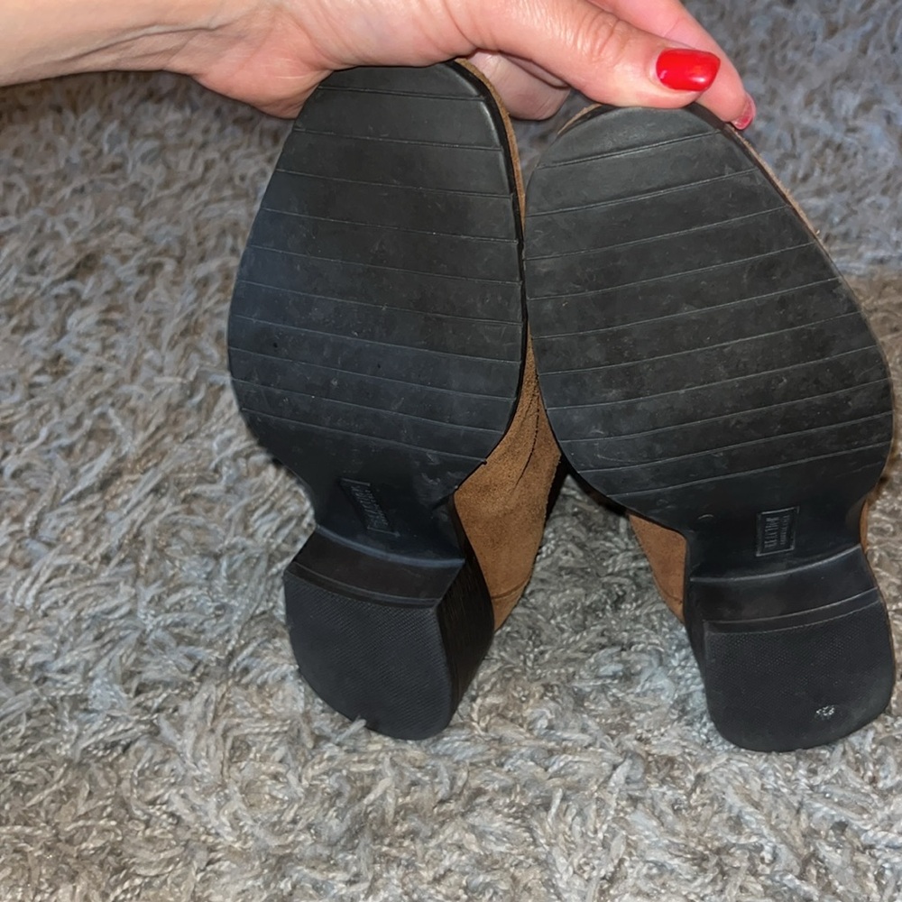 Kenneth Cole Reaction Brown Suede Ankle Boots - Picture 6 of 8